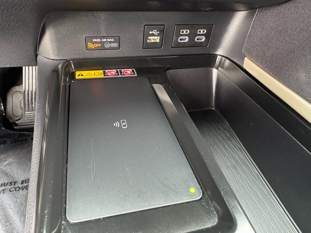 Used 2025 Toyota Camry LE image 25