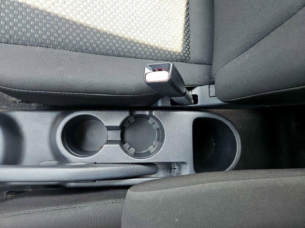 Used 2011 Hyundai Accent GS image 22