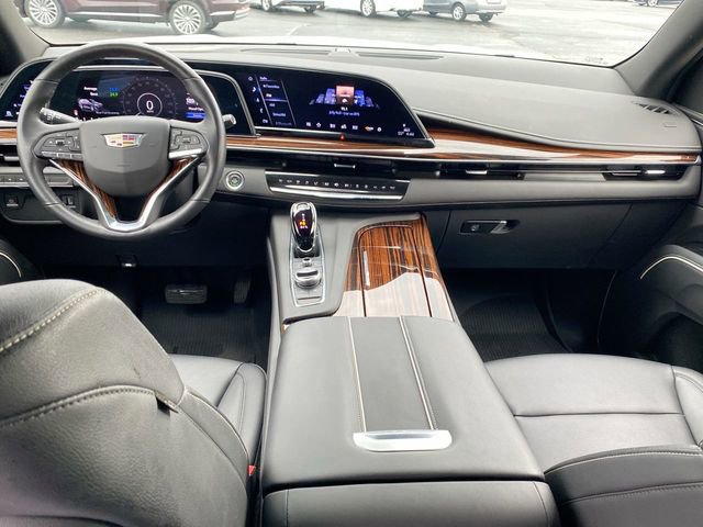 Certified 2023 Cadillac Escalade ESV Luxury image 22