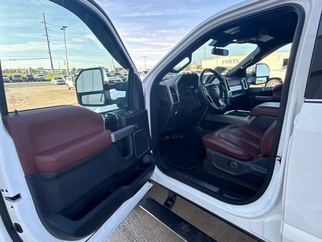 Used 2022 Ford F250 Platinum w/ FX4 Off-Road Package AWD/4WD image 24