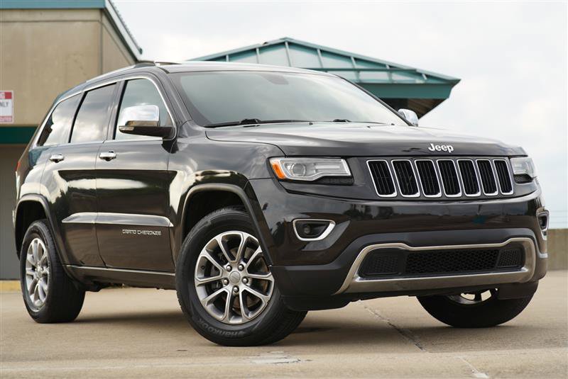 Used 2015 Jeep Grand Cherokee Limited w/ Luxury Group II AWD/4WD image 9