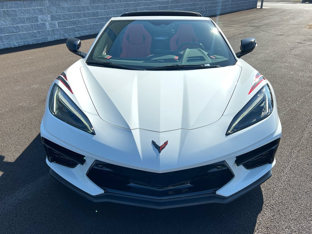 Used 2023 Chevrolet Corvette Stingray Preferred Cpe w/ Z51 Performance Package RWD image 3