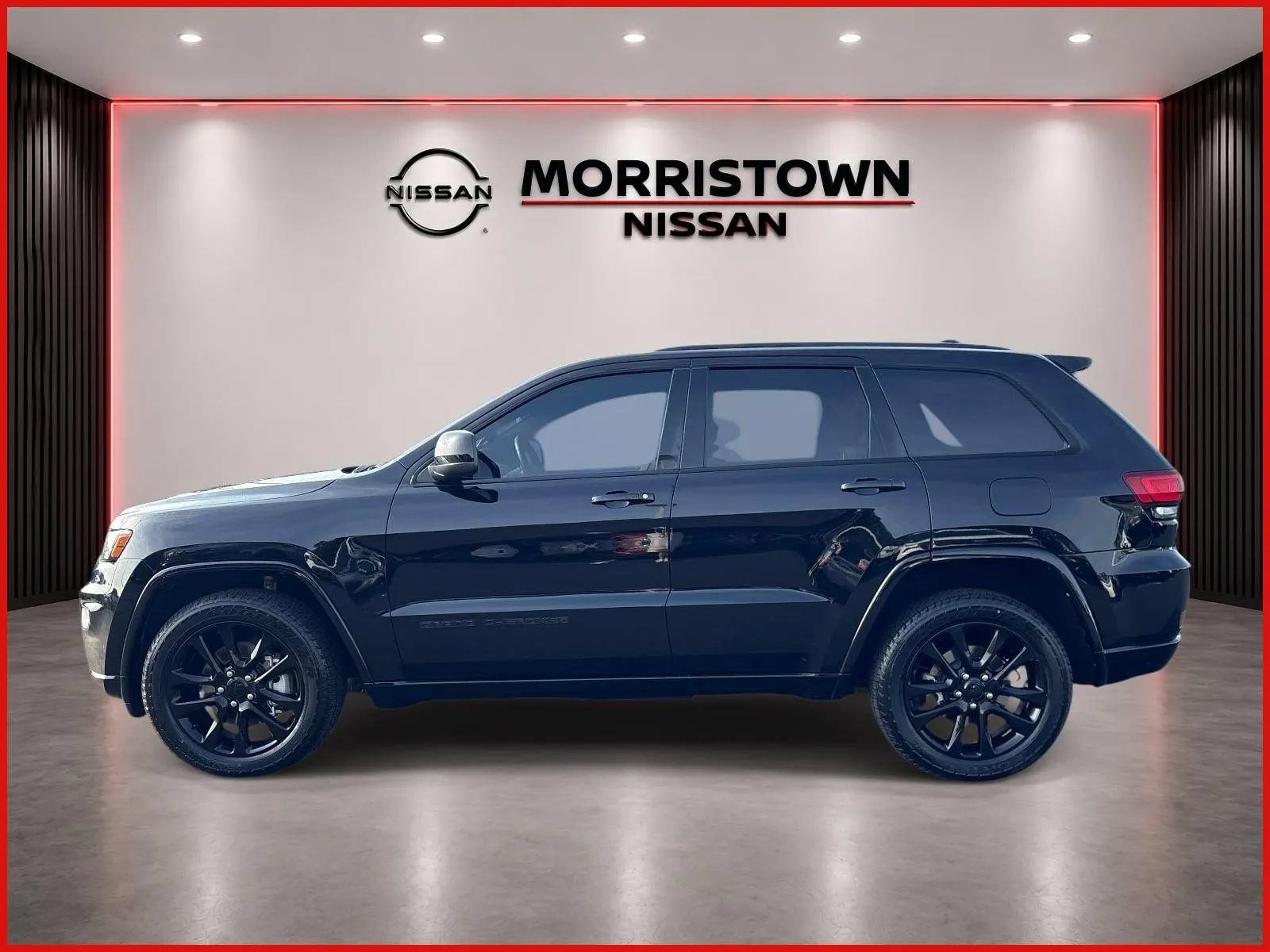 Used 2021 Jeep Grand Cherokee Laredo X AWD/4WD image 6