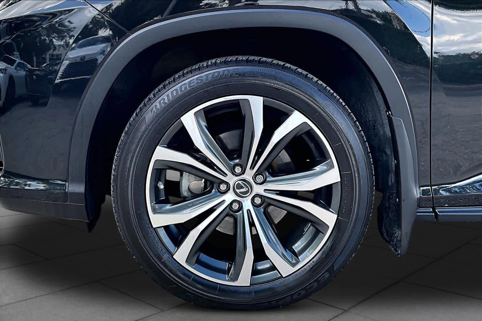 Used 2019 Lexus RX 350 AWD w/ Premium Package image 11