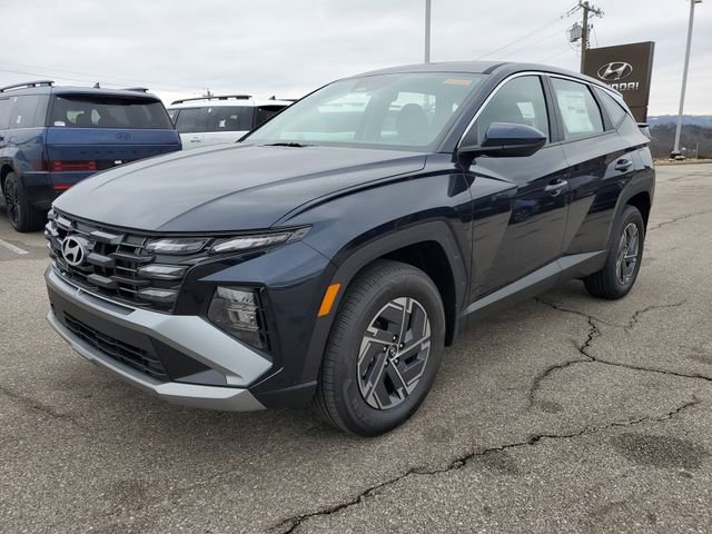 New 2026 Hyundai Tucson Blue SE image 2