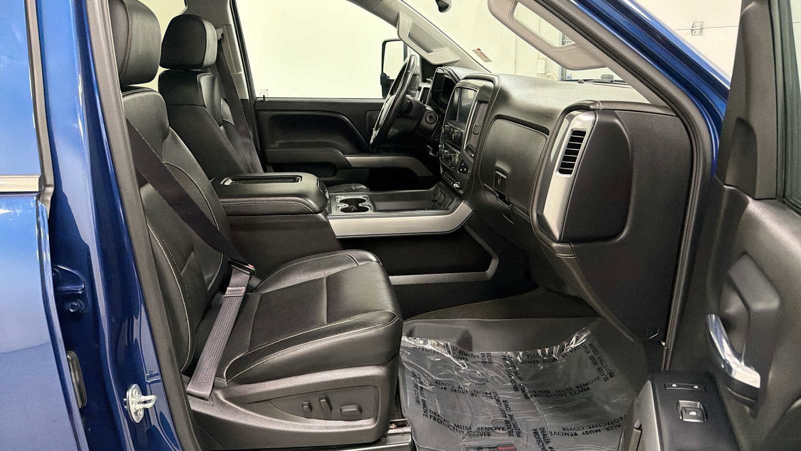 Used 2016 Chevrolet Silverado 2500 LTZ w/ Duramax Plus Package image 30