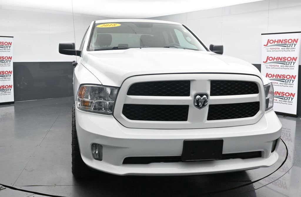 Used 2018 RAM 1500 Express w/ Express Value Package AWD/4WD image 3