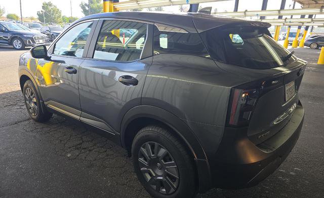 Used 2025 Nissan Kicks S image 4