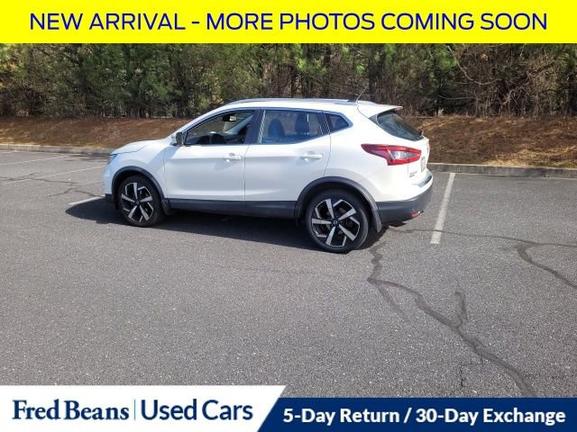 Used 2020 Nissan Rogue Sport SL w/ Premium Package image 9