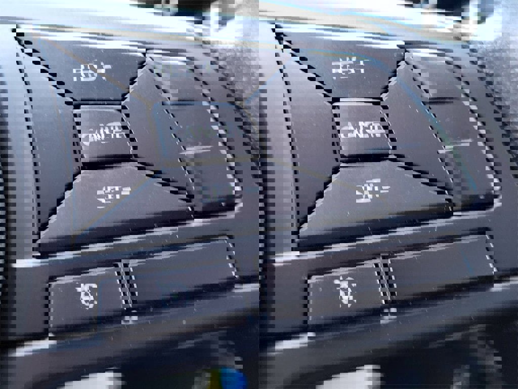 Used 2025 Nissan Versa S image 12