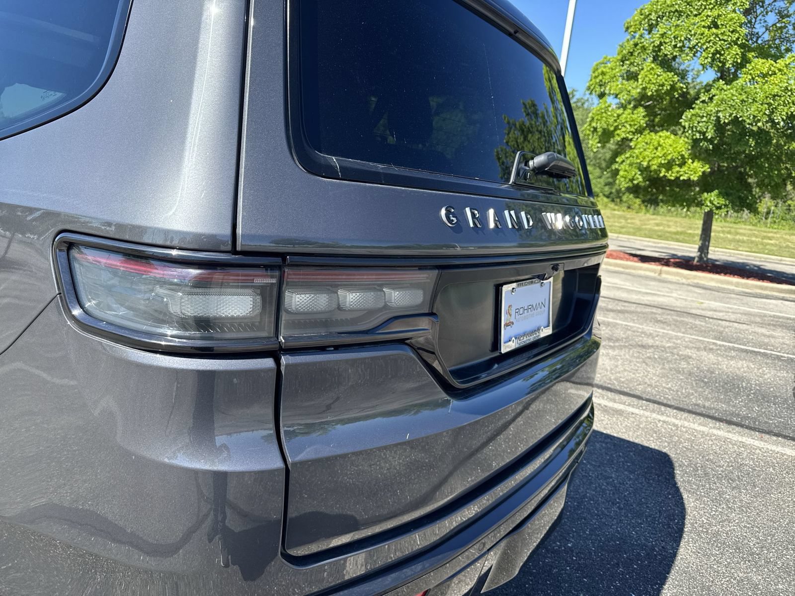 Used 2024 Jeep Grand Wagoneer Series II Obsidian w/ Quick Order Packagew 28T AWD/4WD image 27
