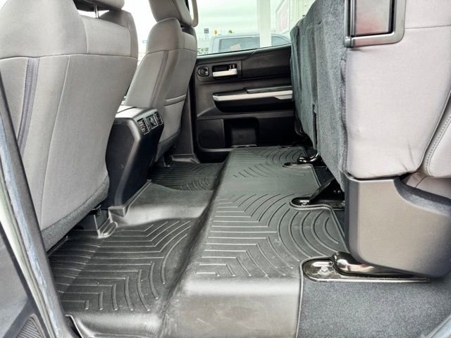 Used 2020 Toyota Tundra SR5 w/ SR5 Upgrade Package AWD/4WD image 33