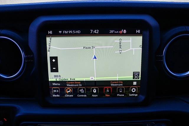 Used 2022 Jeep Wrangler Unlimited Sahara w/ Cold Weather Group image 17