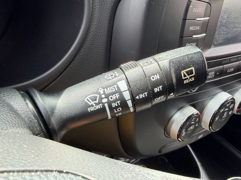 Used 2016 Kia Soul + w/ Designer's Package FWD image 29