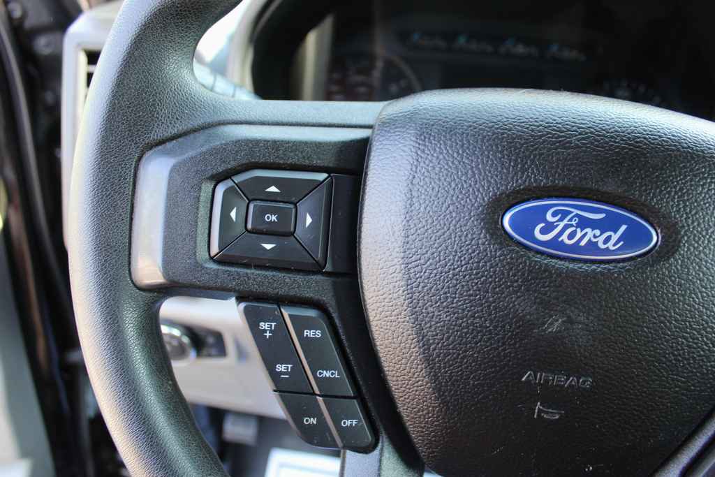 Used 2017 Ford F150 XL w/ Equipment Group 101A Mid AWD/4WD image 16
