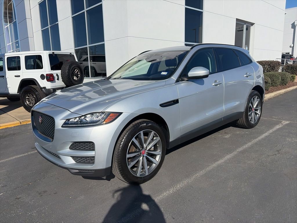 Used 2018 Jaguar F-PACE Prestige image 3