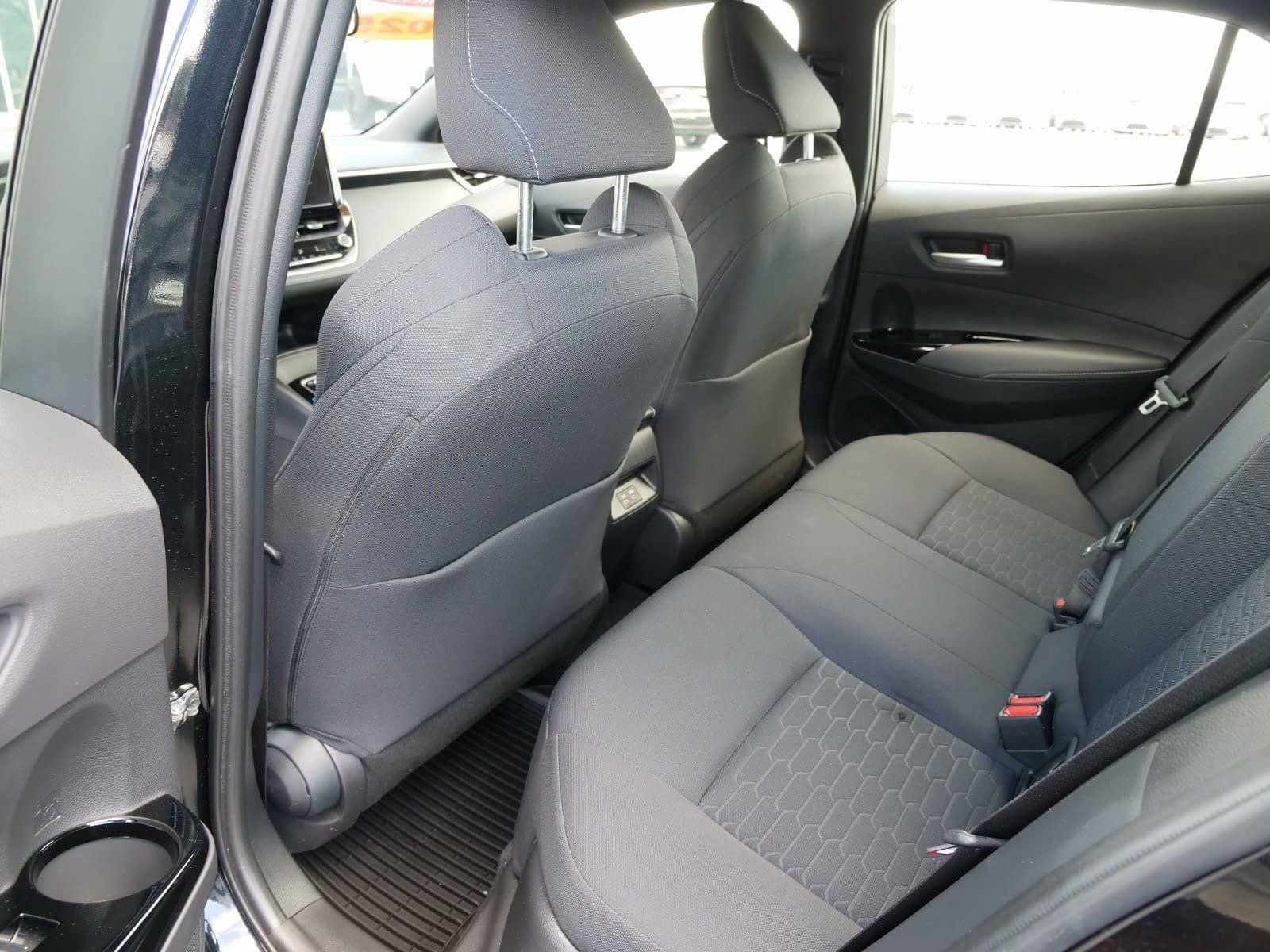 Used 2025 Toyota Corolla SE image 15