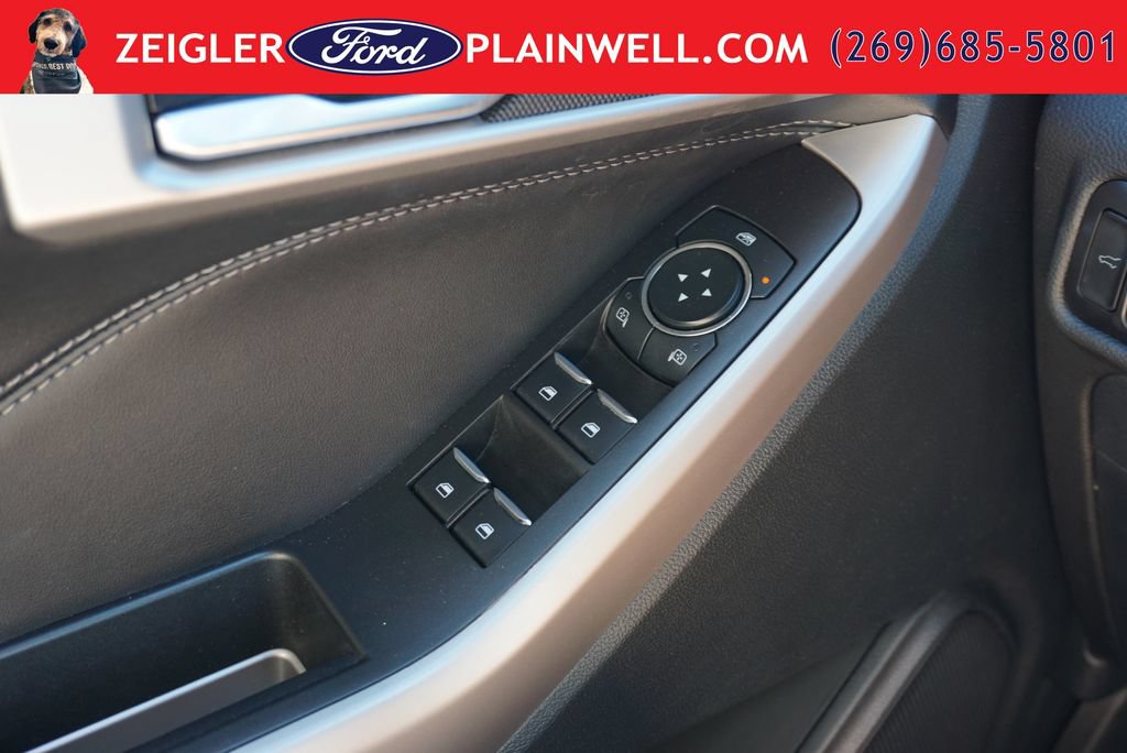 Used 2023 Ford Explorer XLT w/ Equipment Group 202A AWD/4WD image 30