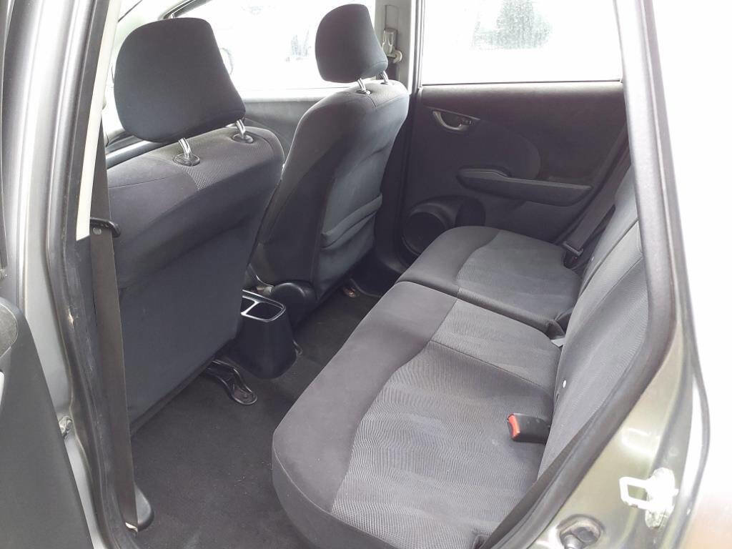 Used 2010 Honda Fit Sport image 8