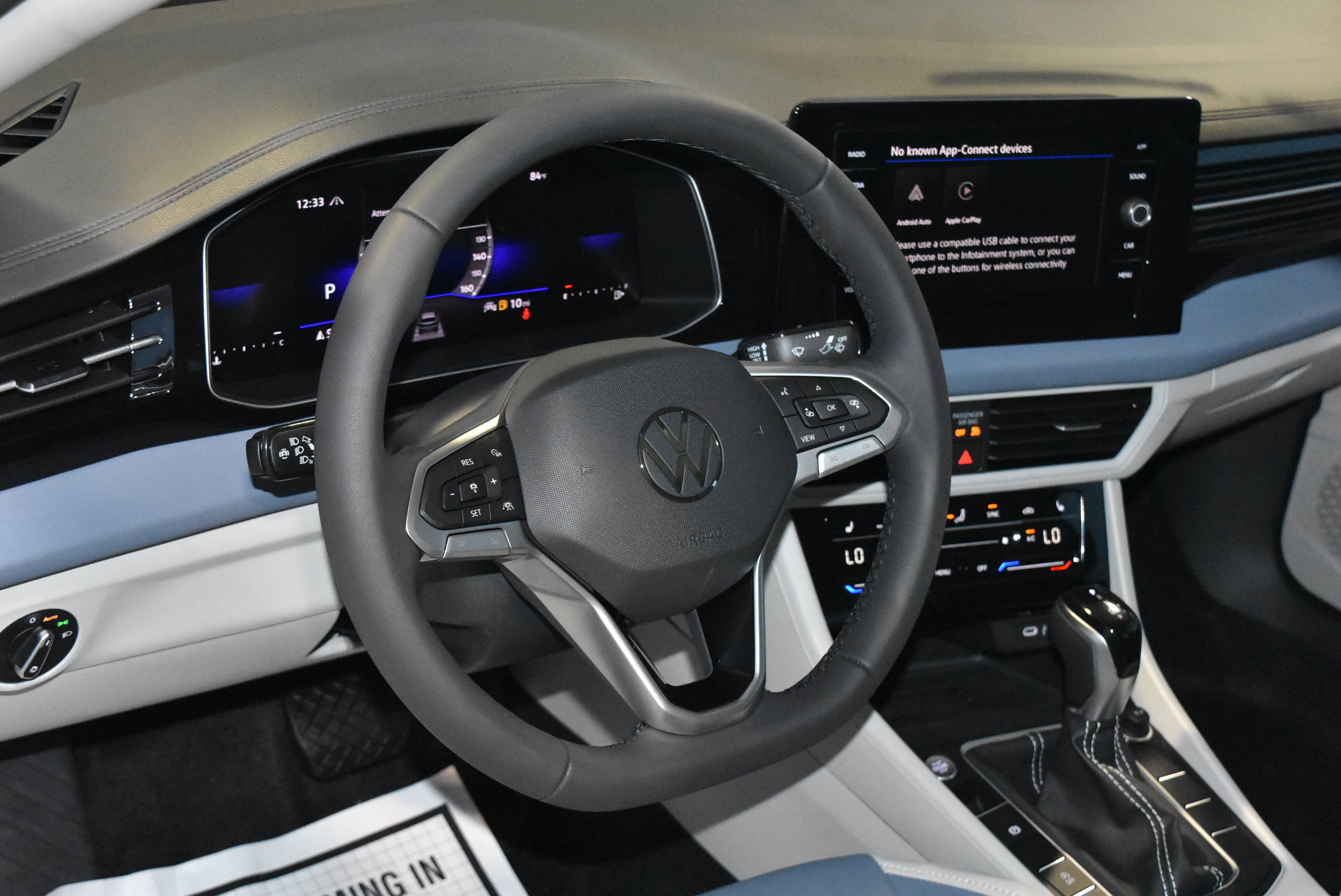 New 2026 Volkswagen Jetta SE FWD image 2