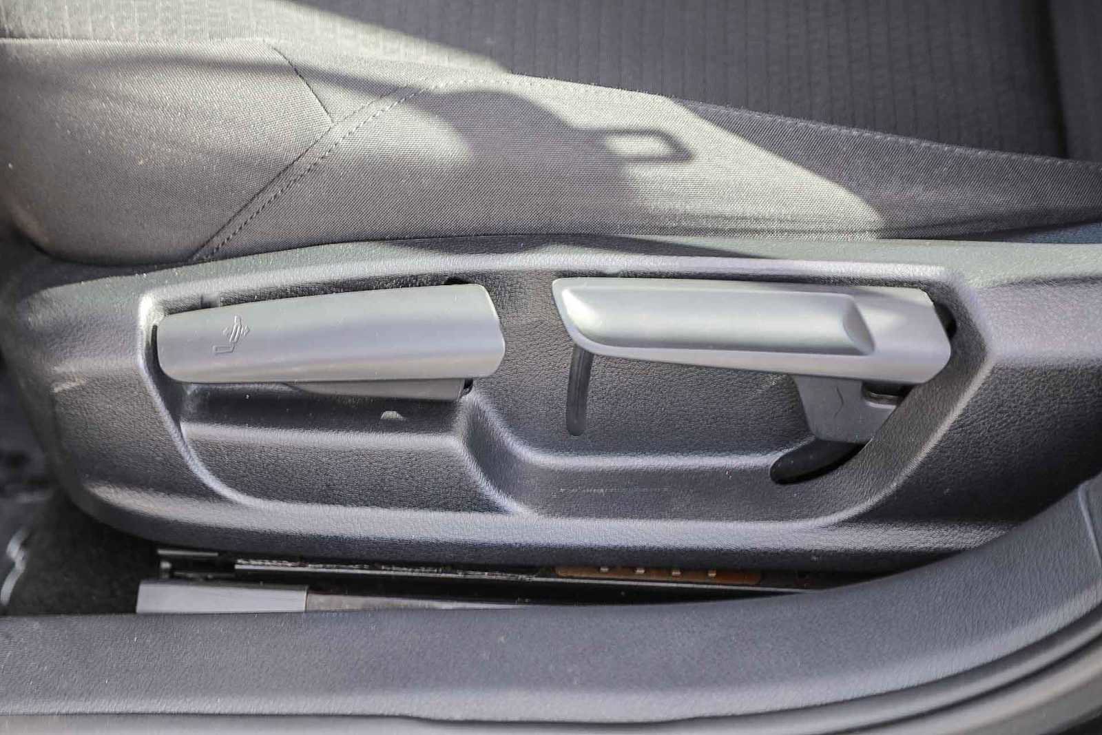 Used 2015 Volkswagen Jetta TDI S image 19