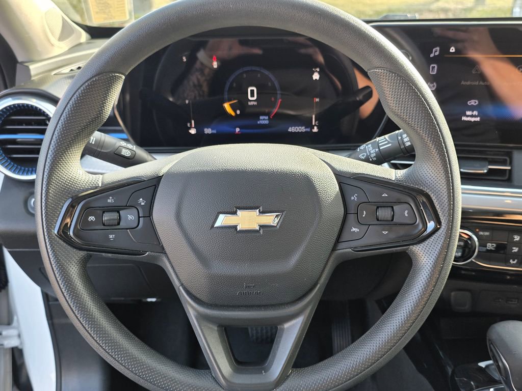 Used 2024 Chevrolet Trax LT image 16