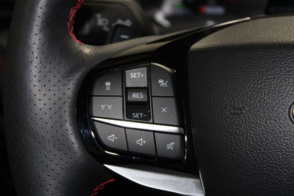 Used 2025 Ford Explorer ST image 42