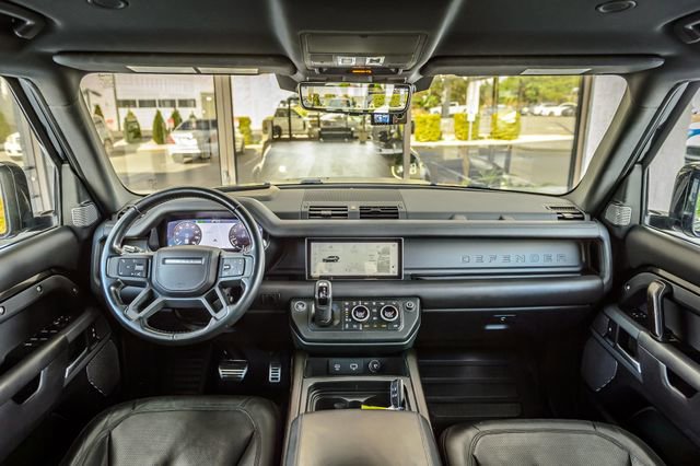 Used 2020 Land Rover Defender 110 X AWD/4WD image 3