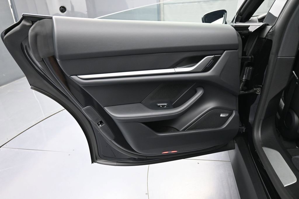 New 2026 Porsche Taycan AWD/4WD image 23
