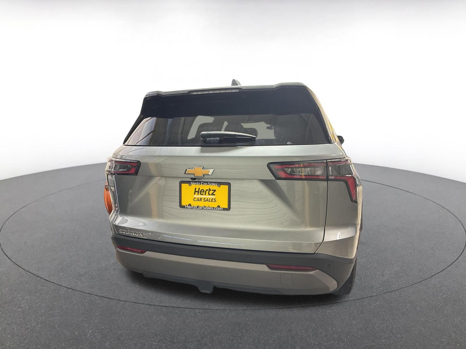 Used 2025 Chevrolet Equinox LT image 8