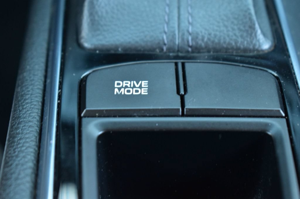 Used 2015 Hyundai Sonata Limited FWD image 31