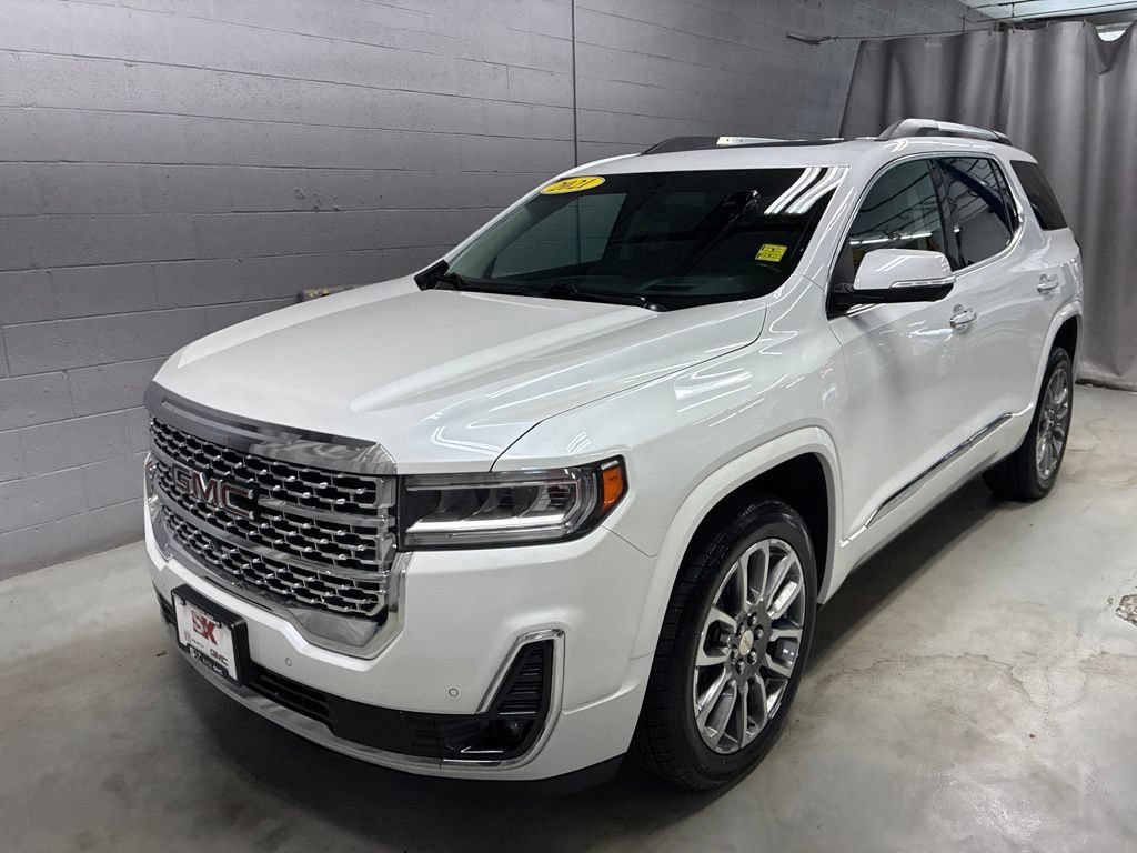 Used 2021 GMC Acadia Denali w/ Denali Technology Package AWD/4WD image 33