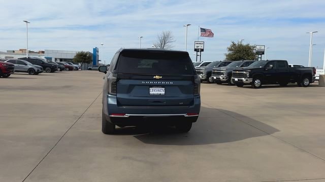 New 2026 Chevrolet Suburban LT w/ Comfort Package RWD image 7