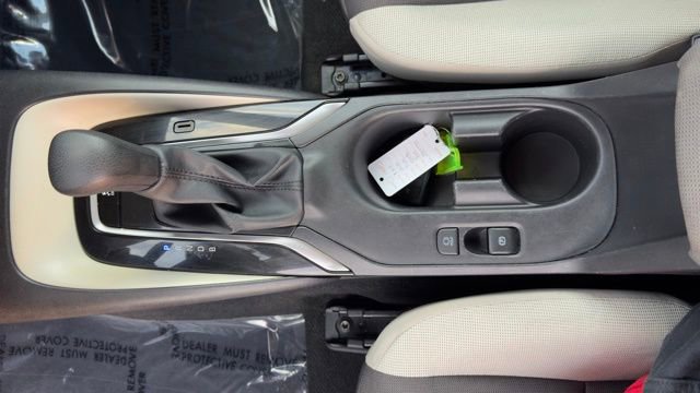 Used 2025 Toyota Corolla LE w/ Convenience Package image 16