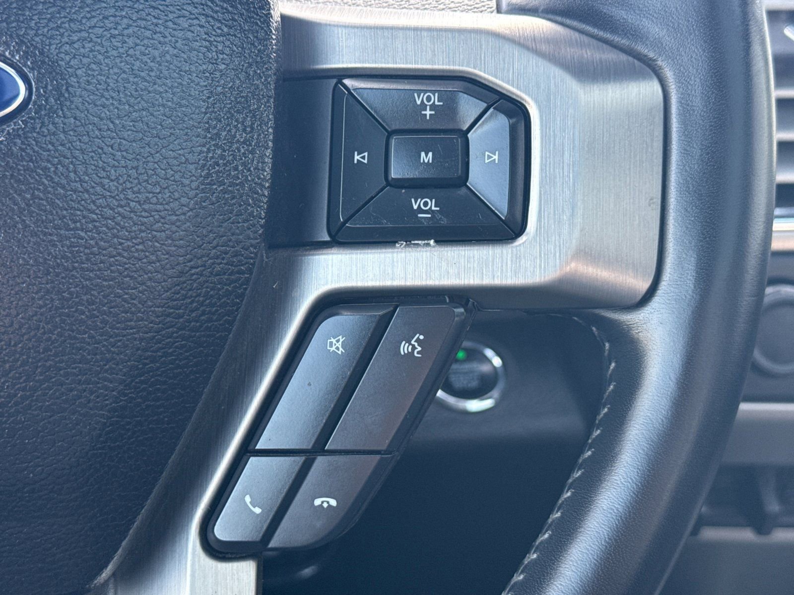 Used 2017 Ford F450 Platinum w/ Platinum Ultimate Package image 28