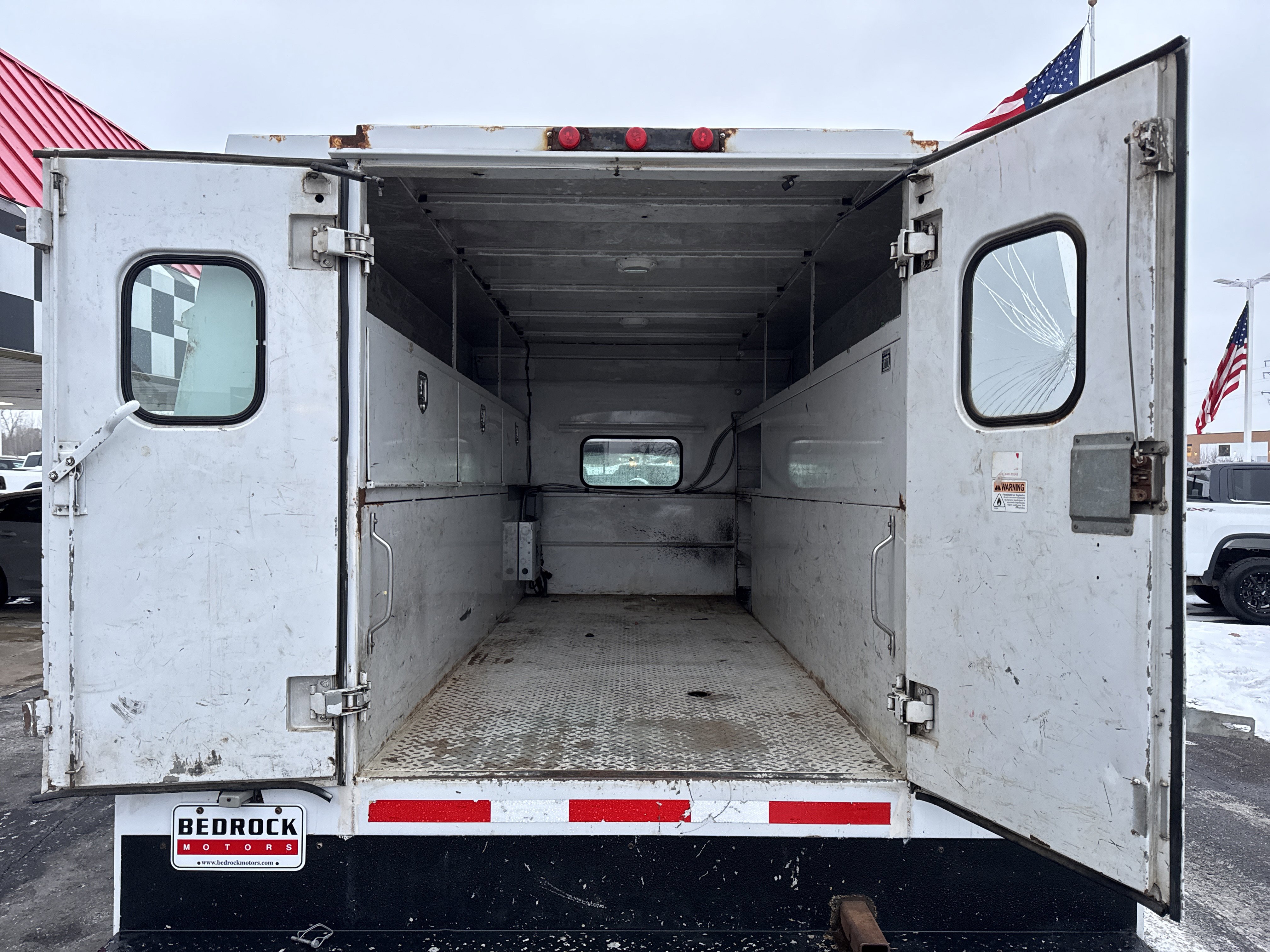 Used 2014 Ford F450 XL w/ Snow Plow Prep Package image 27