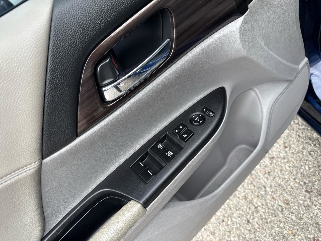 Used 2016 Honda Accord EX image 13