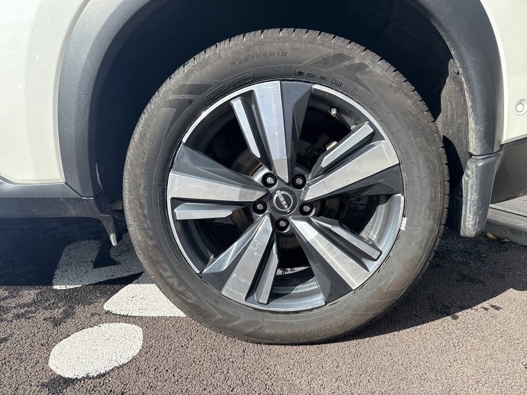 Used 2022 Nissan Rogue SL w/ SL Premium Package image 10