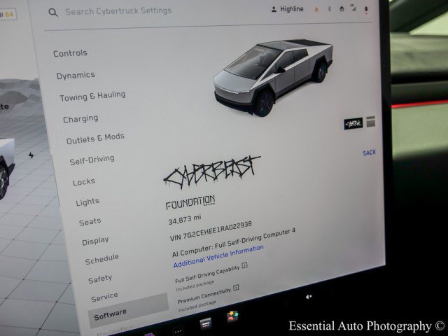 Used 2024 Tesla Cybertruck Cyberbeast AWD/4WD image 33