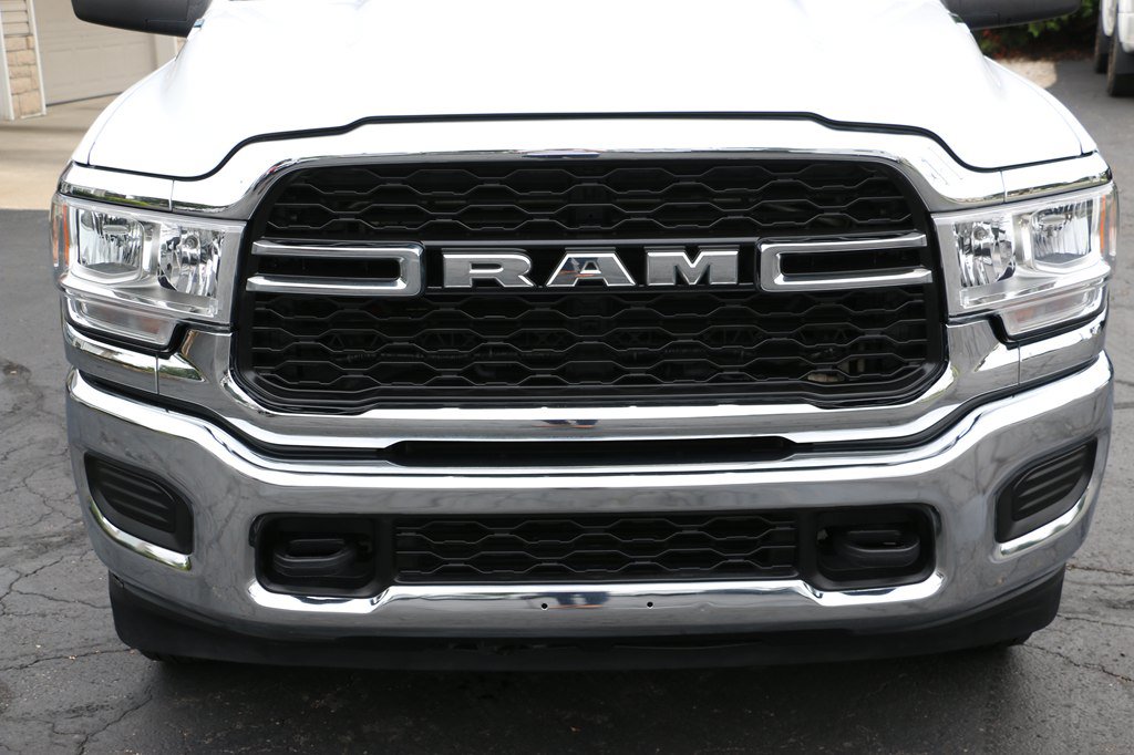 Used 2024 RAM 3500 Tradesman w/ Chrome Appearance Group AWD/4WD image 38