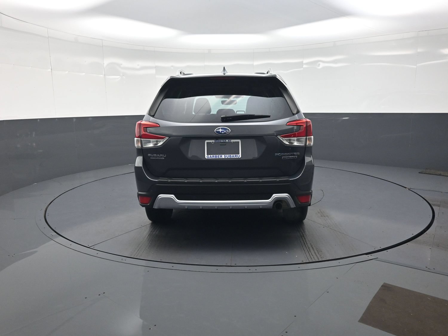 Used 2023 Subaru Forester Touring AWD/4WD image 4