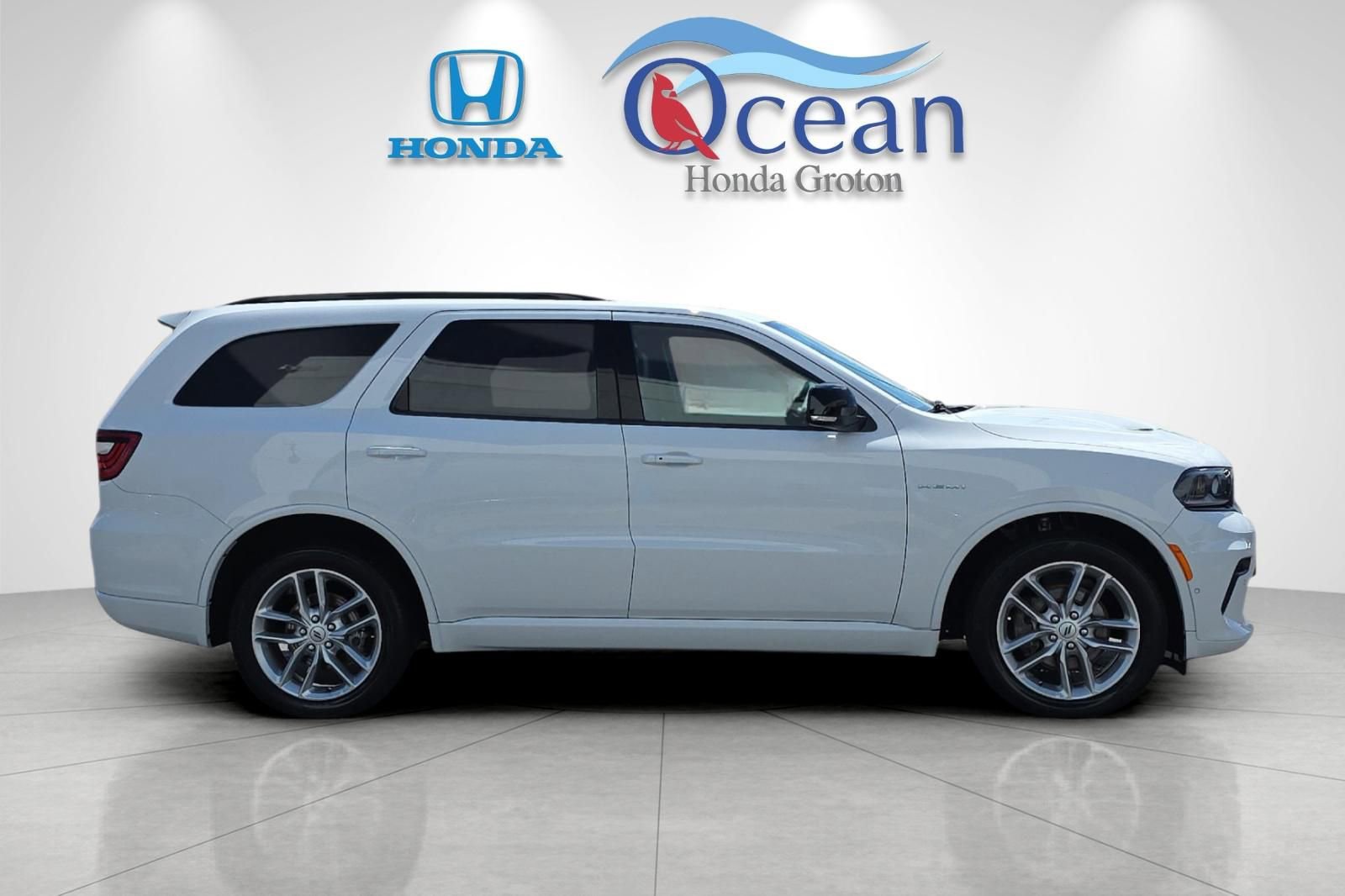 Used 2025 Dodge Durango R/T AWD/4WD image 2