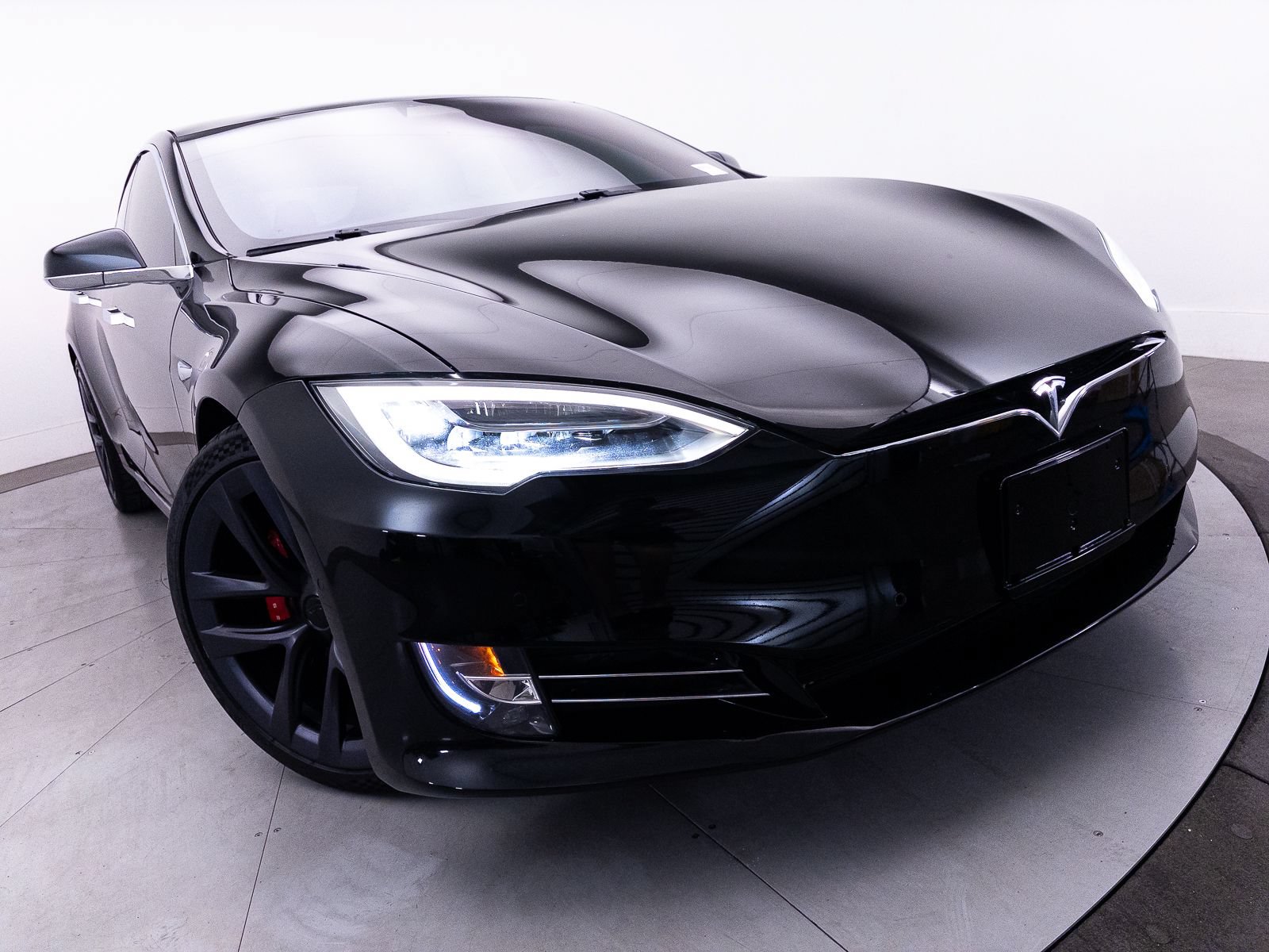 Used 2021 Tesla Model S Performance AWD/4WD image 3