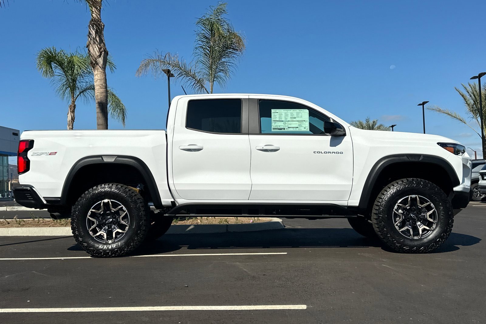 New 2026 Chevrolet Colorado ZR2 w/ Technology Package image 3