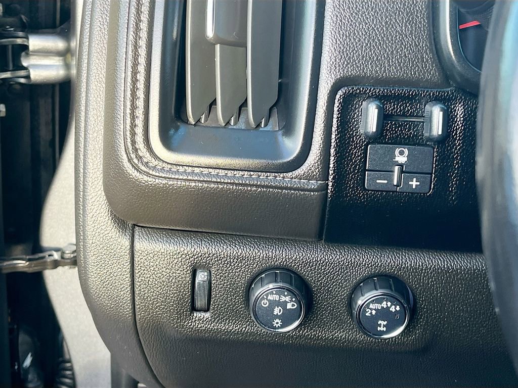 Used 2022 GMC Canyon Elevation w/ Elevation Premium Package image 10