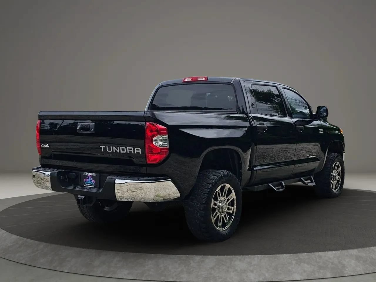 Used 2014 Toyota Tundra SR5 w/ SR5 Upgrade Package AWD/4WD image 7