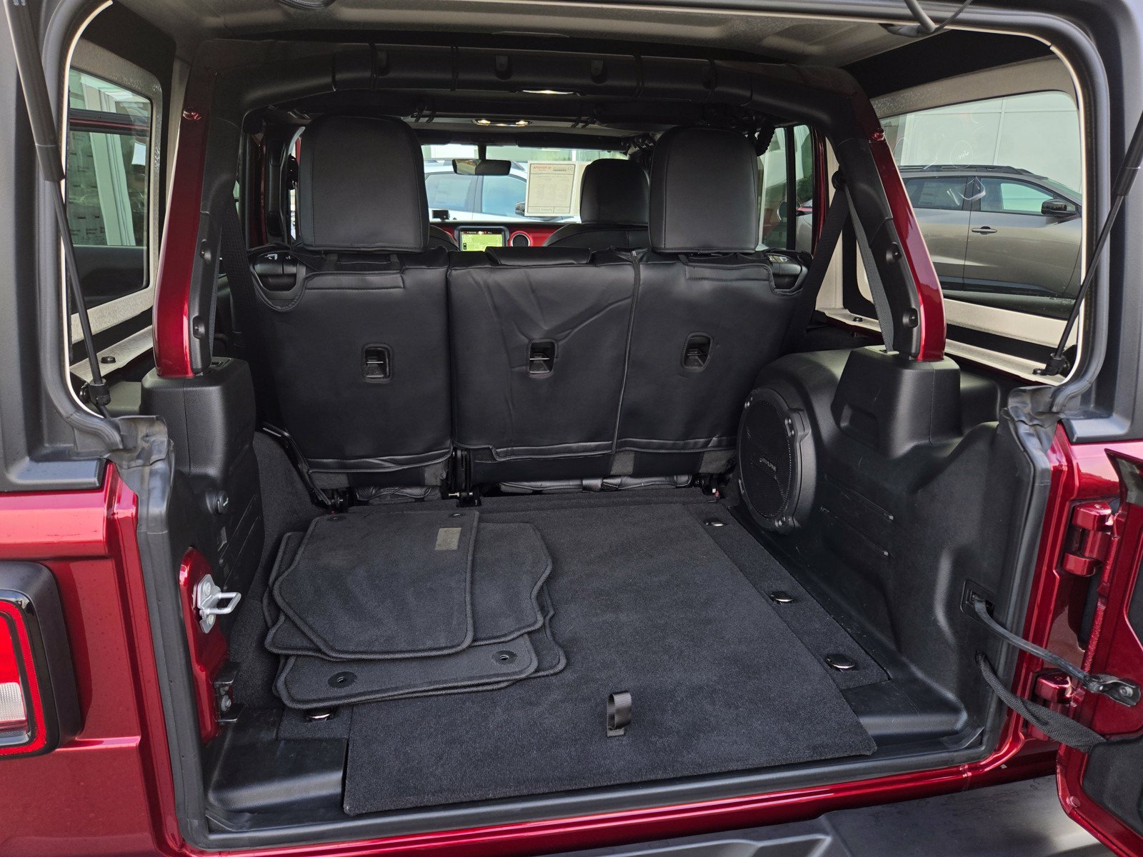 Used 2021 Jeep Wrangler Unlimited Rubicon AWD/4WD image 23