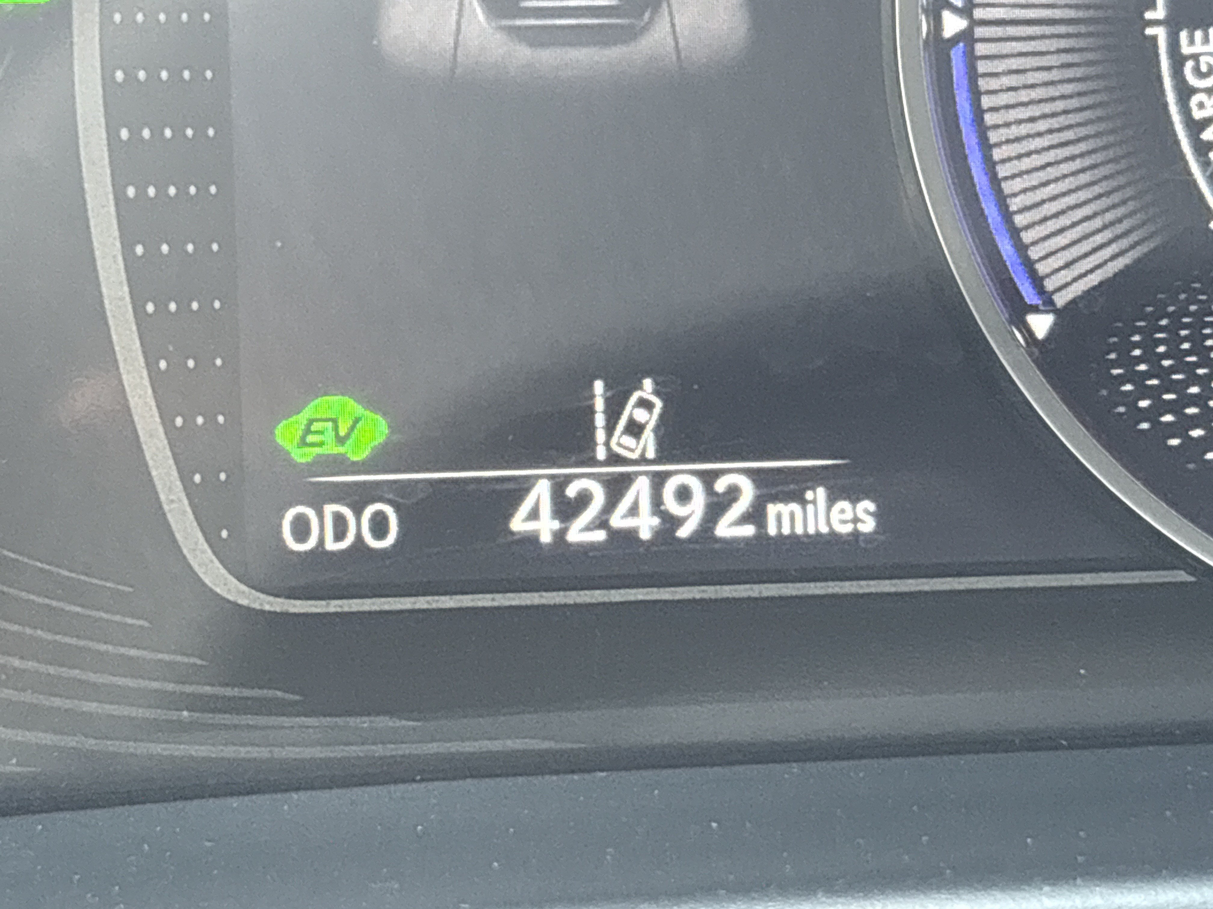 Certified 2022 Lexus ES 300h w/ Accessory Package FWD image 22