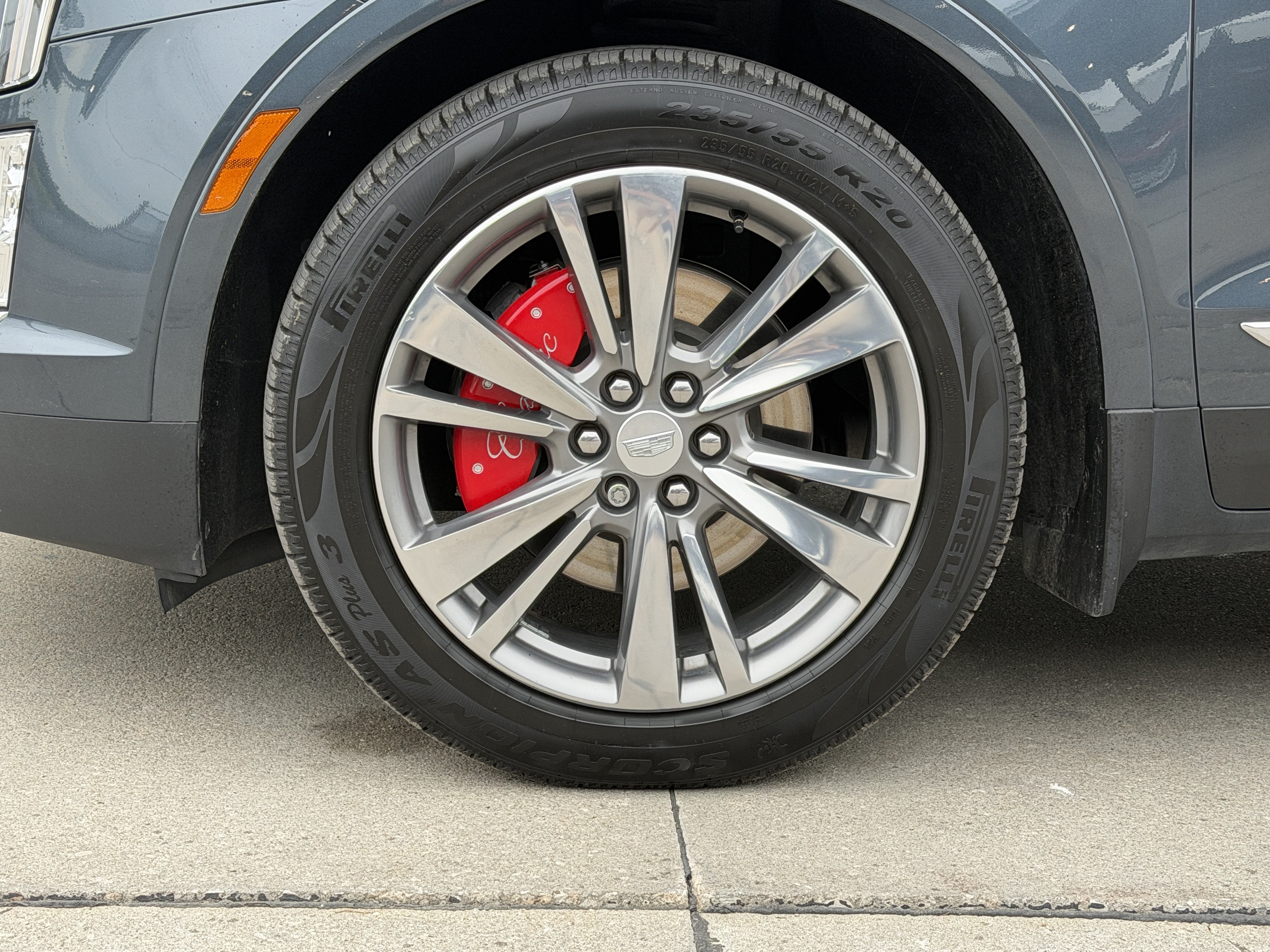 Certified 2021 Cadillac XT5 Premium Luxury AWD/4WD image 9