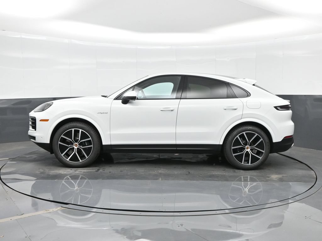 New 2026 Porsche Cayenne E-Hybrid Coupe AWD/4WD image 2